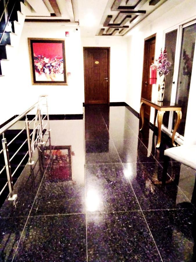 Jade Dragon Hotel Dha Lahor Dış mekan fotoğraf